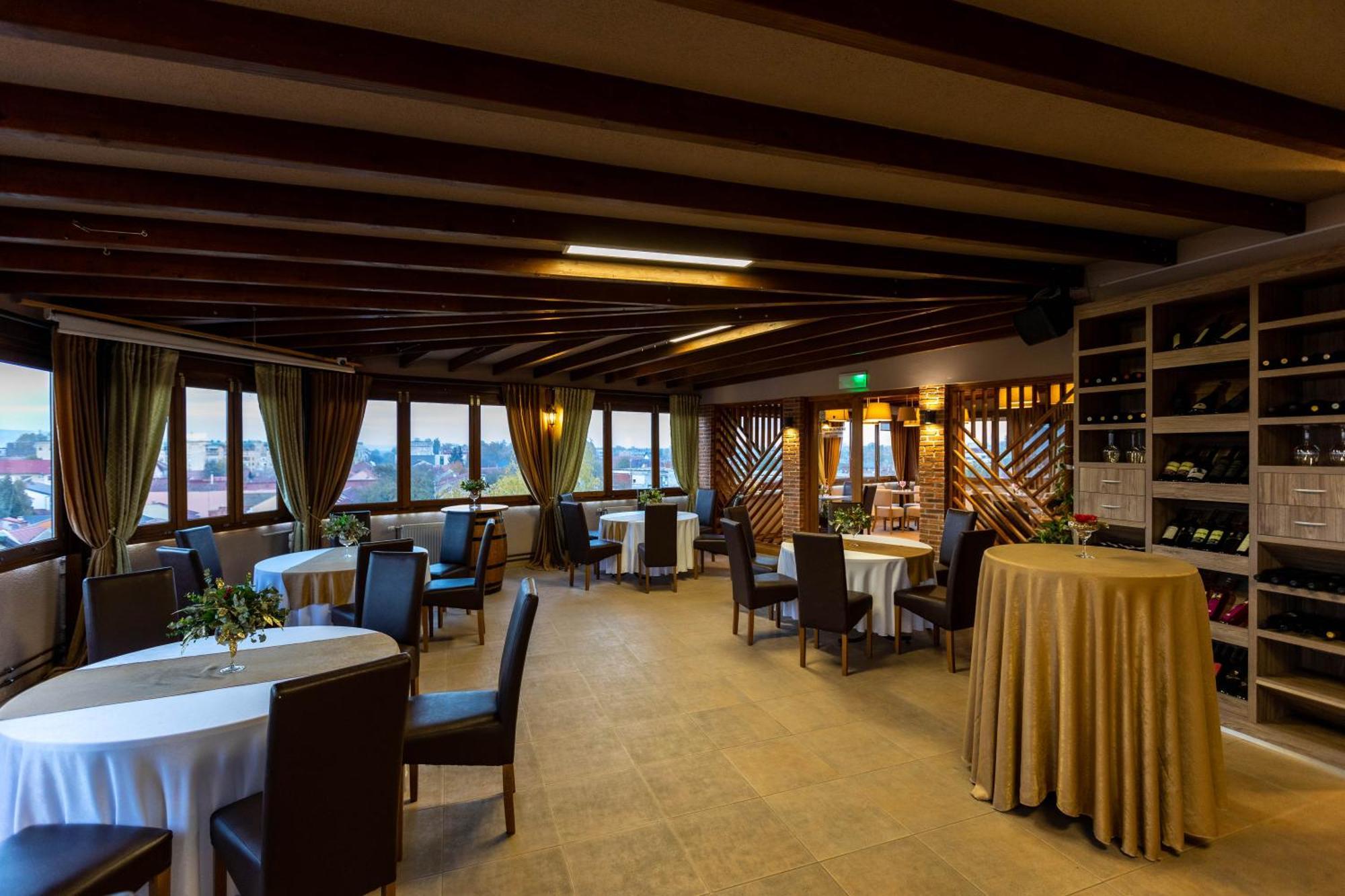 Art Hotel Slavonski Brod Exteriér fotografie