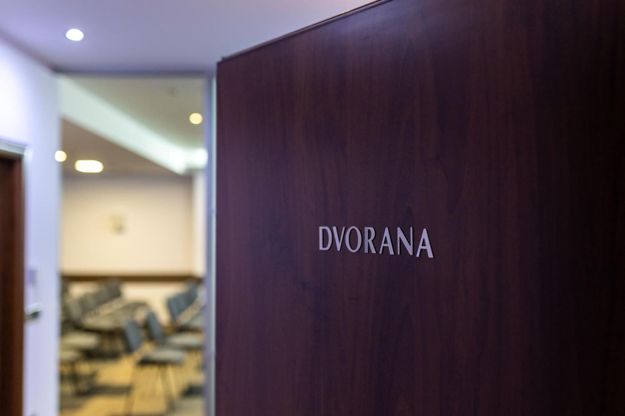 Art Hotel Slavonski Brod Exteriér fotografie