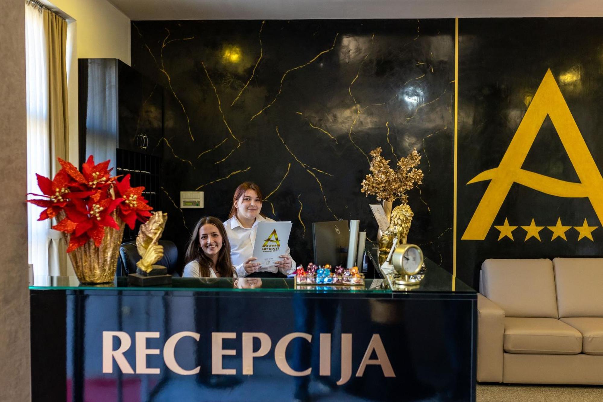 Art Hotel Slavonski Brod Exteriér fotografie